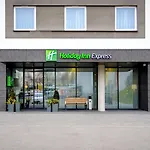 Express By Ihg Szálloda 3*