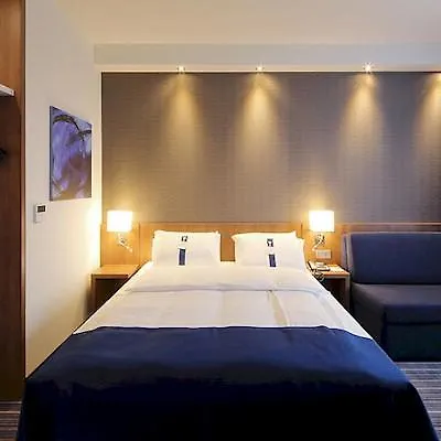 Express By Ihg Hotel