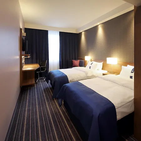 Express By Ihg Hotel