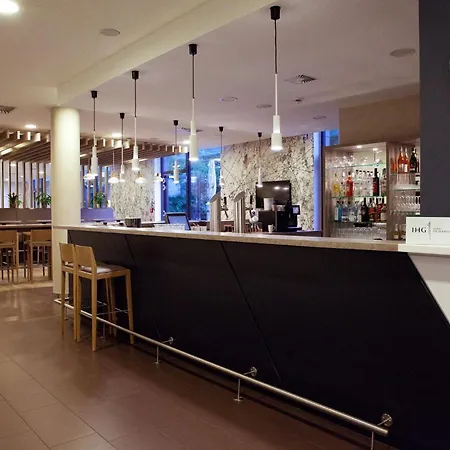 Hotel Express By Ihg 3*