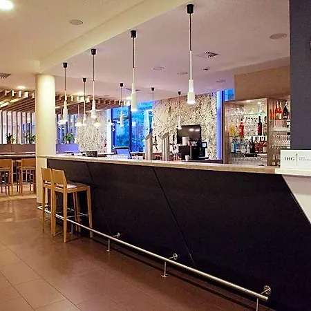 Hotel Express By Ihg Friedrichshafen